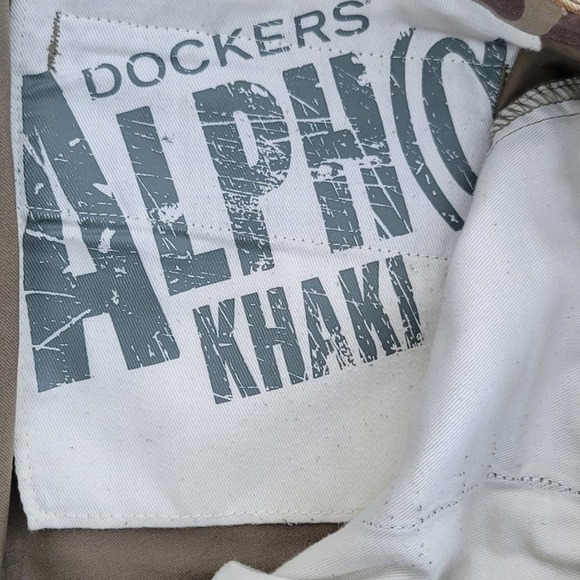 Dockers Alpha Khaki Camo Pants - Picture 5 of 7